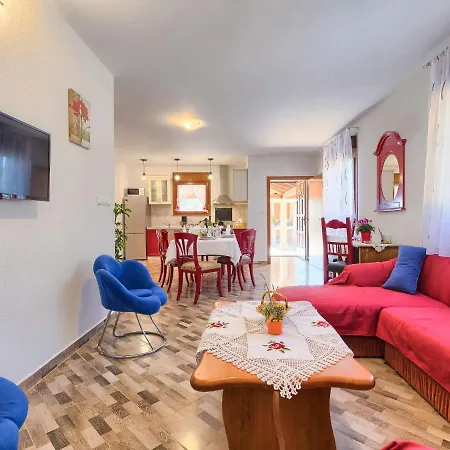 Holiday home Mihael - Roj540 By Interhome *