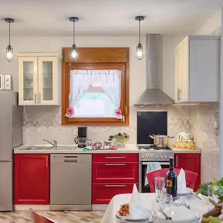 Holiday home Mihael - Roj540 By Interhome *